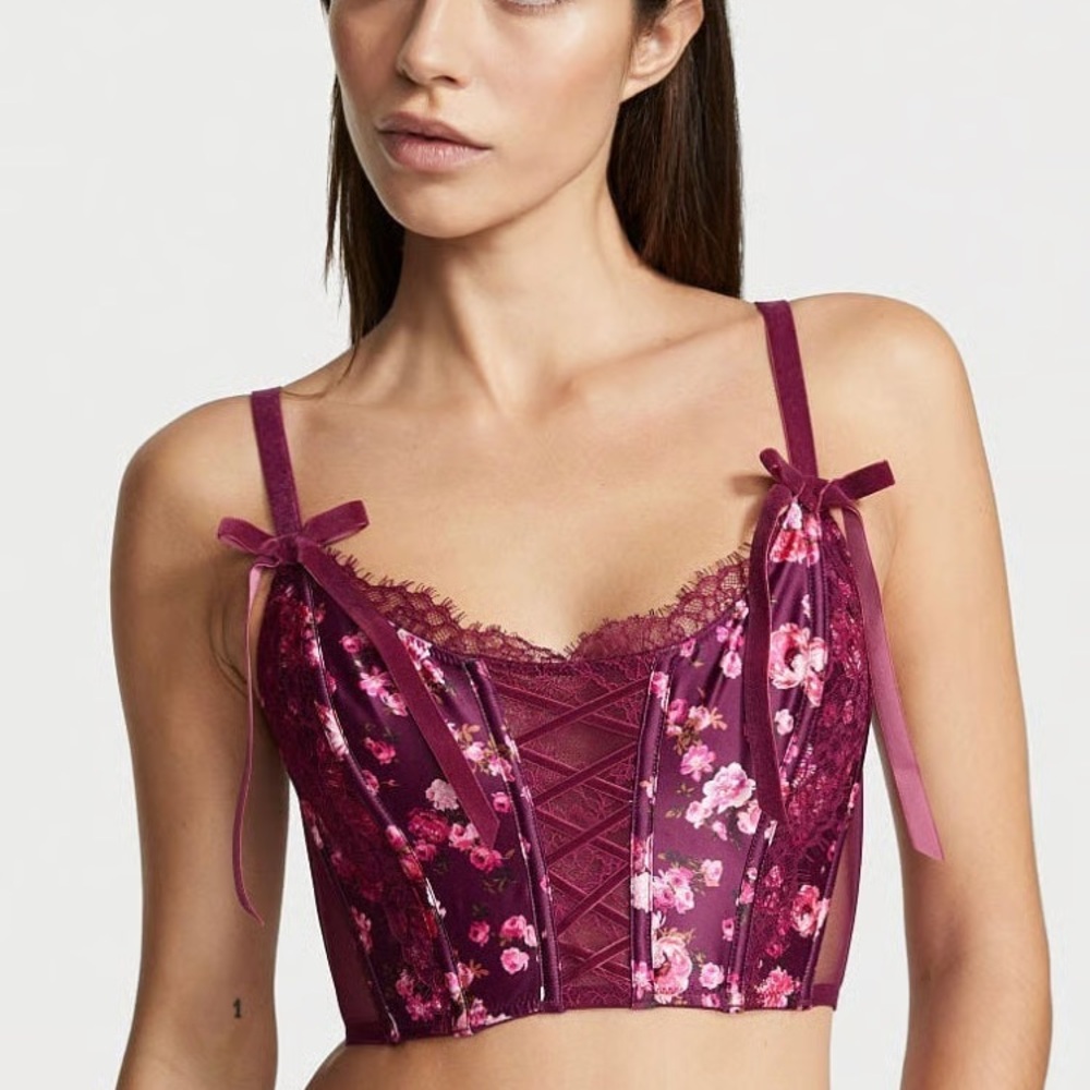 NEW ! Victoria's Secret Floral Lace Corset top in Purple and Pink. Size M